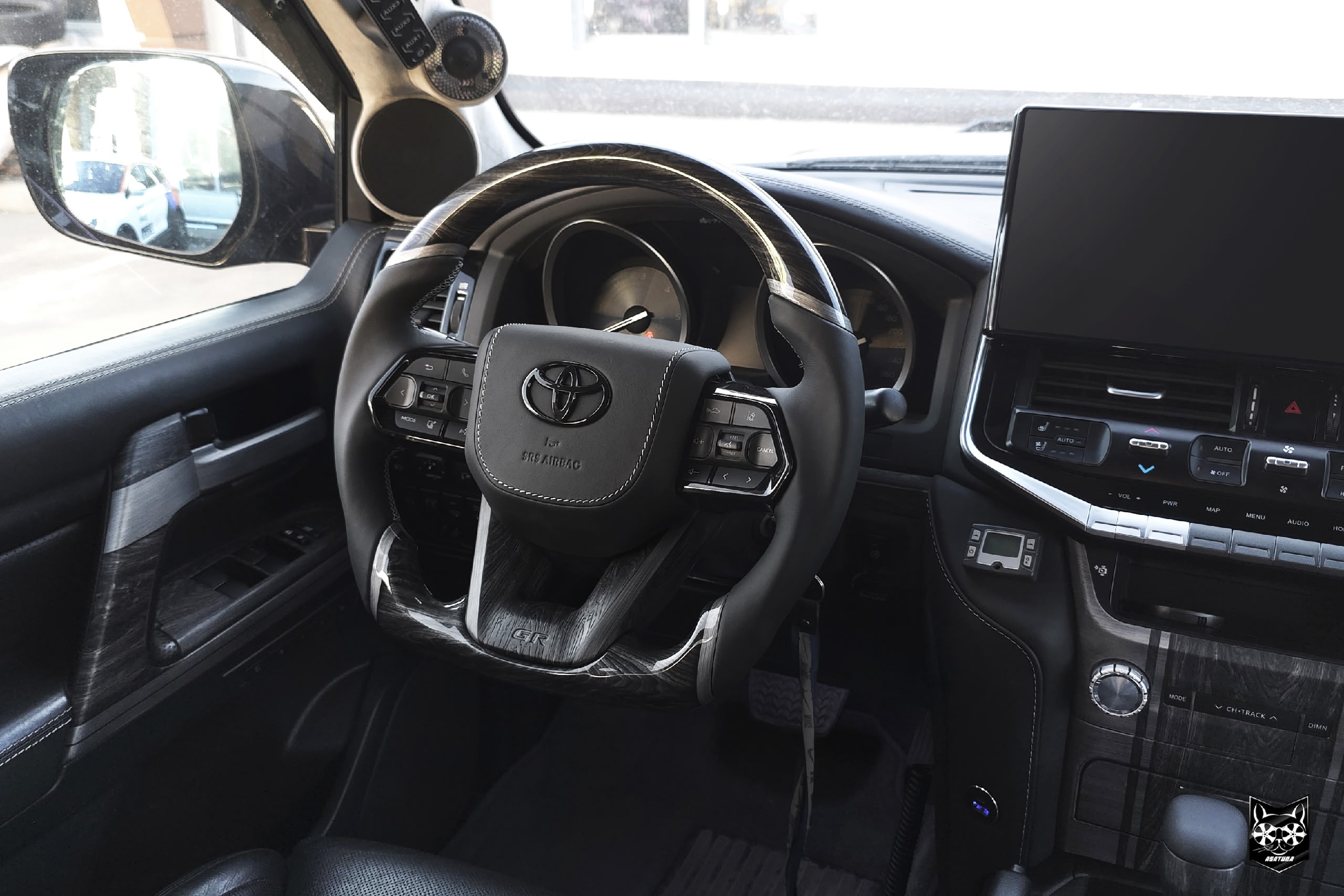 Toyota Land Cruiser 200